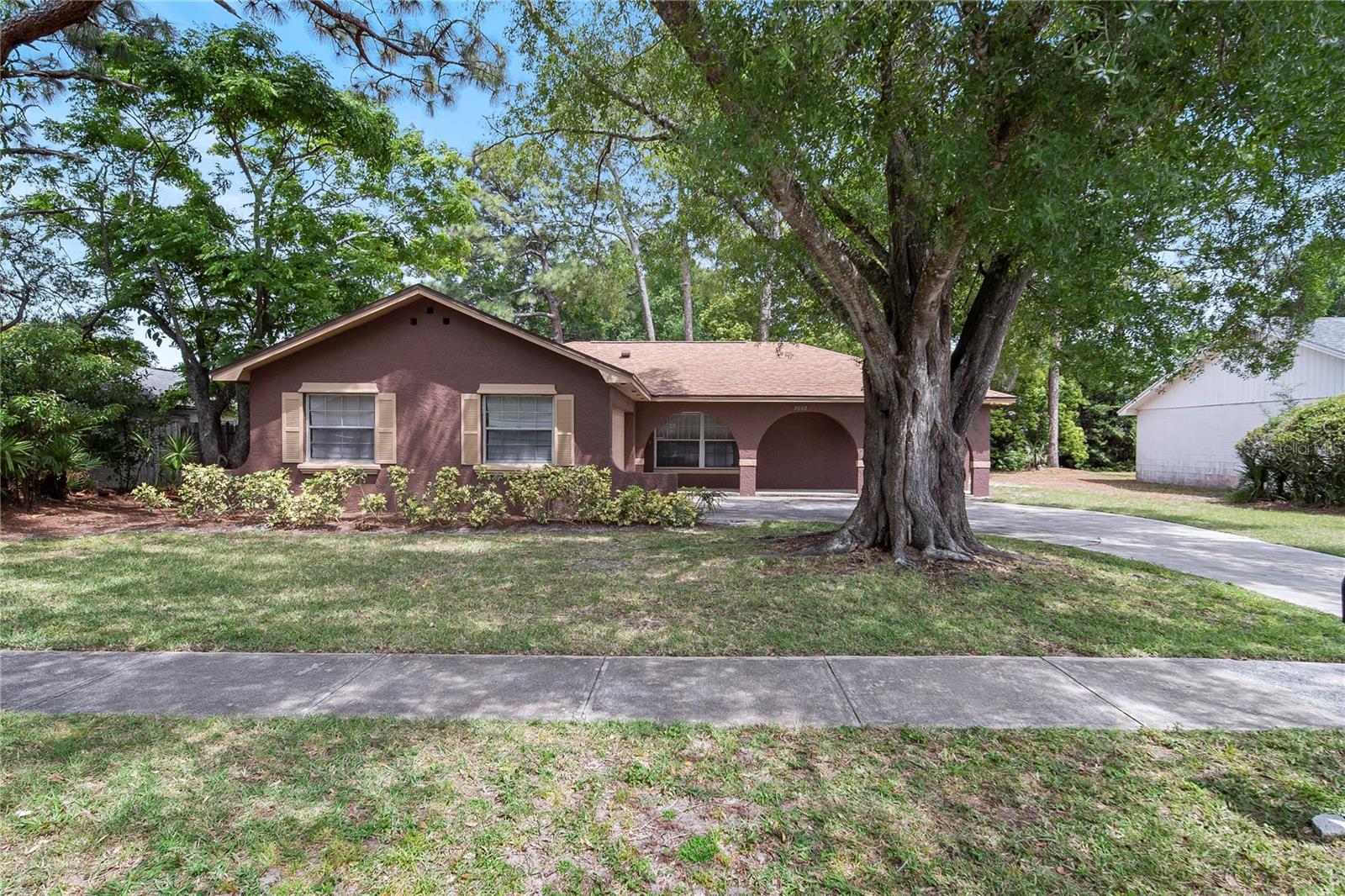 3002 W WINDCHIME CIR
