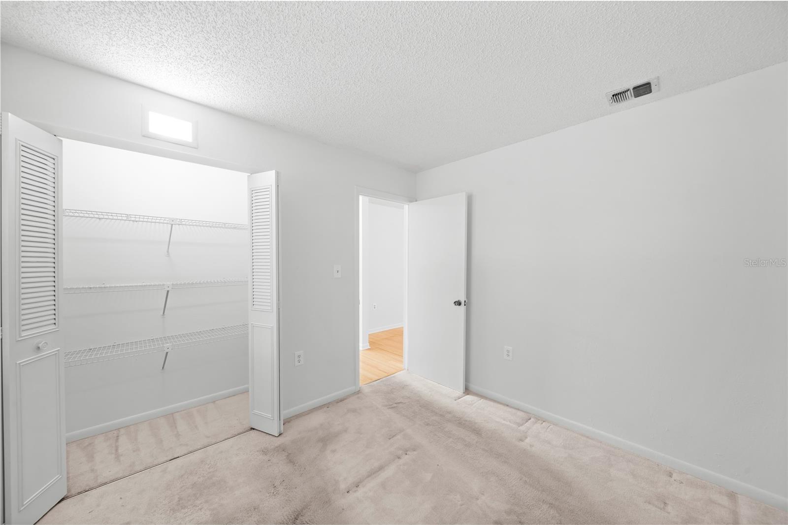 3002 W WINDCHIME CIR
