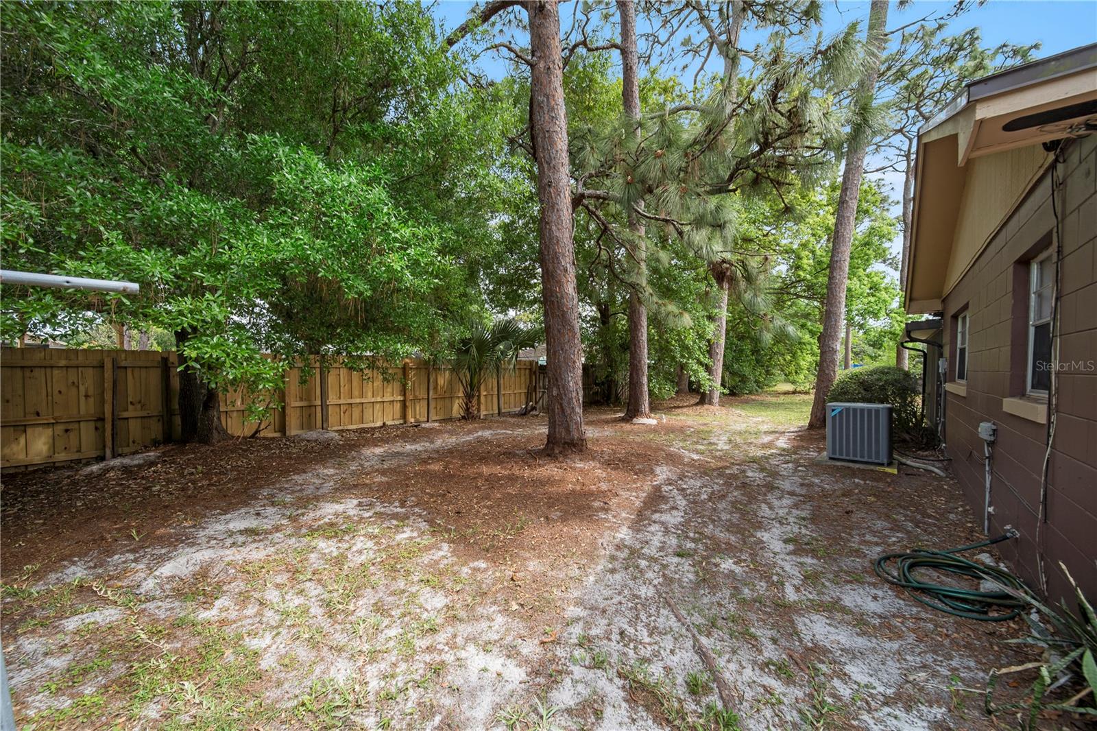 3002 W WINDCHIME CIR
