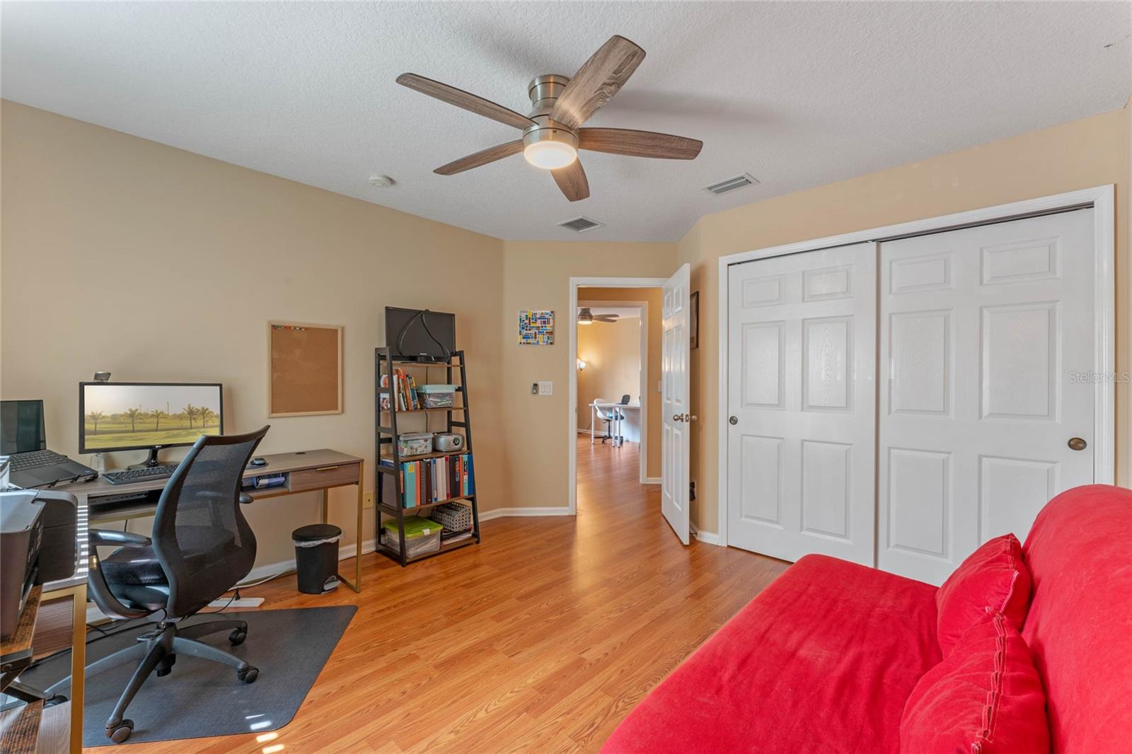 1302 CRANE CREST WAY