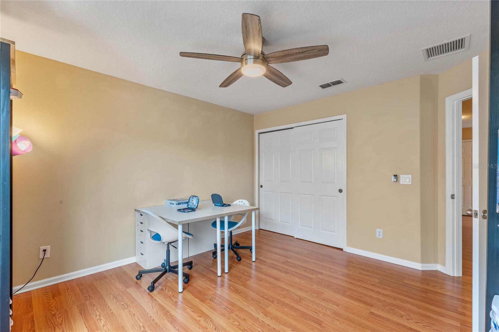 1302 CRANE CREST WAY