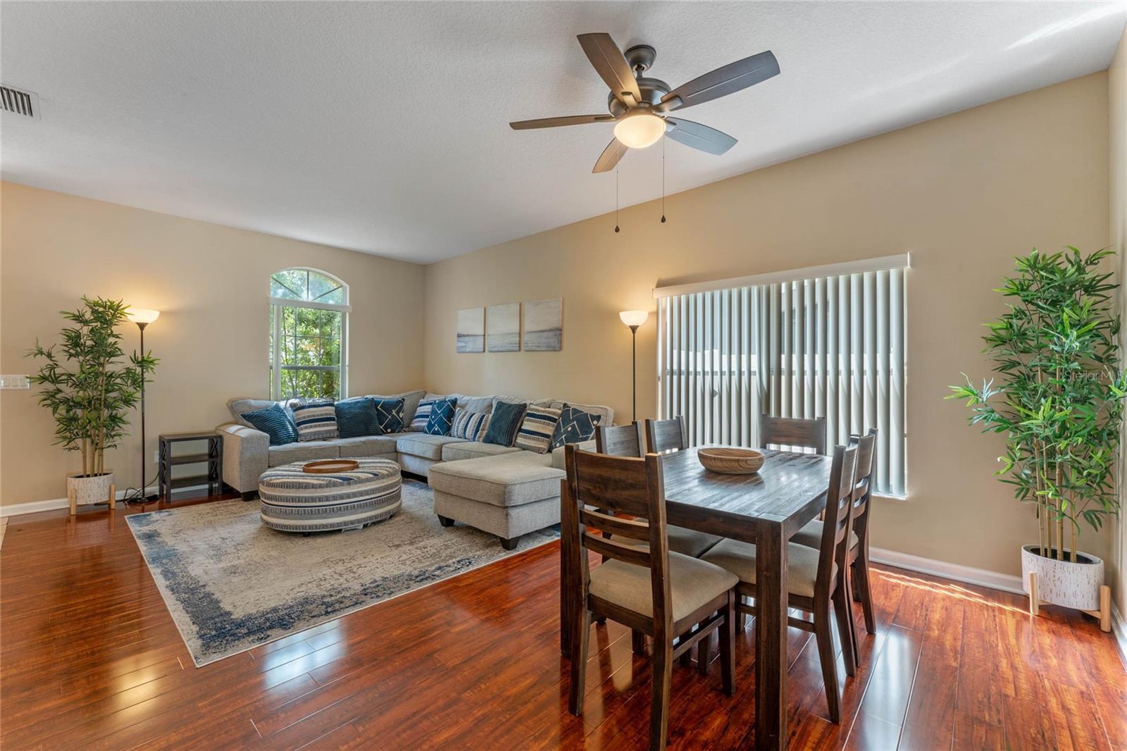 1302 CRANE CREST WAY