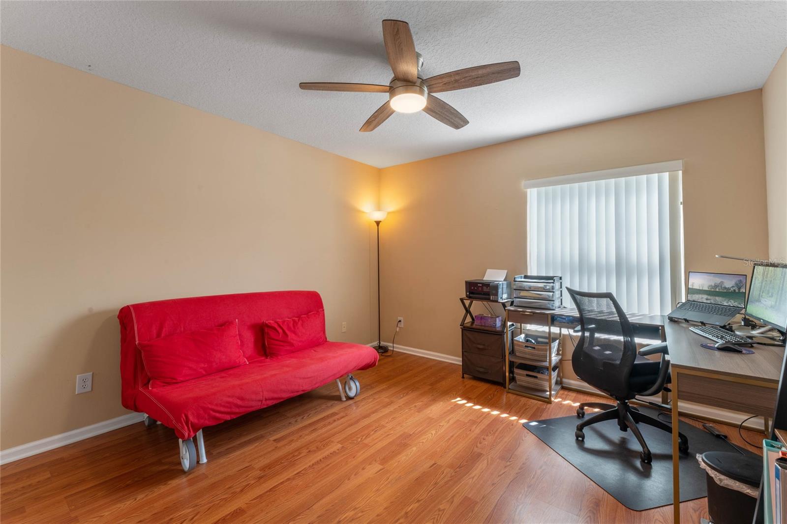 1302 CRANE CREST WAY