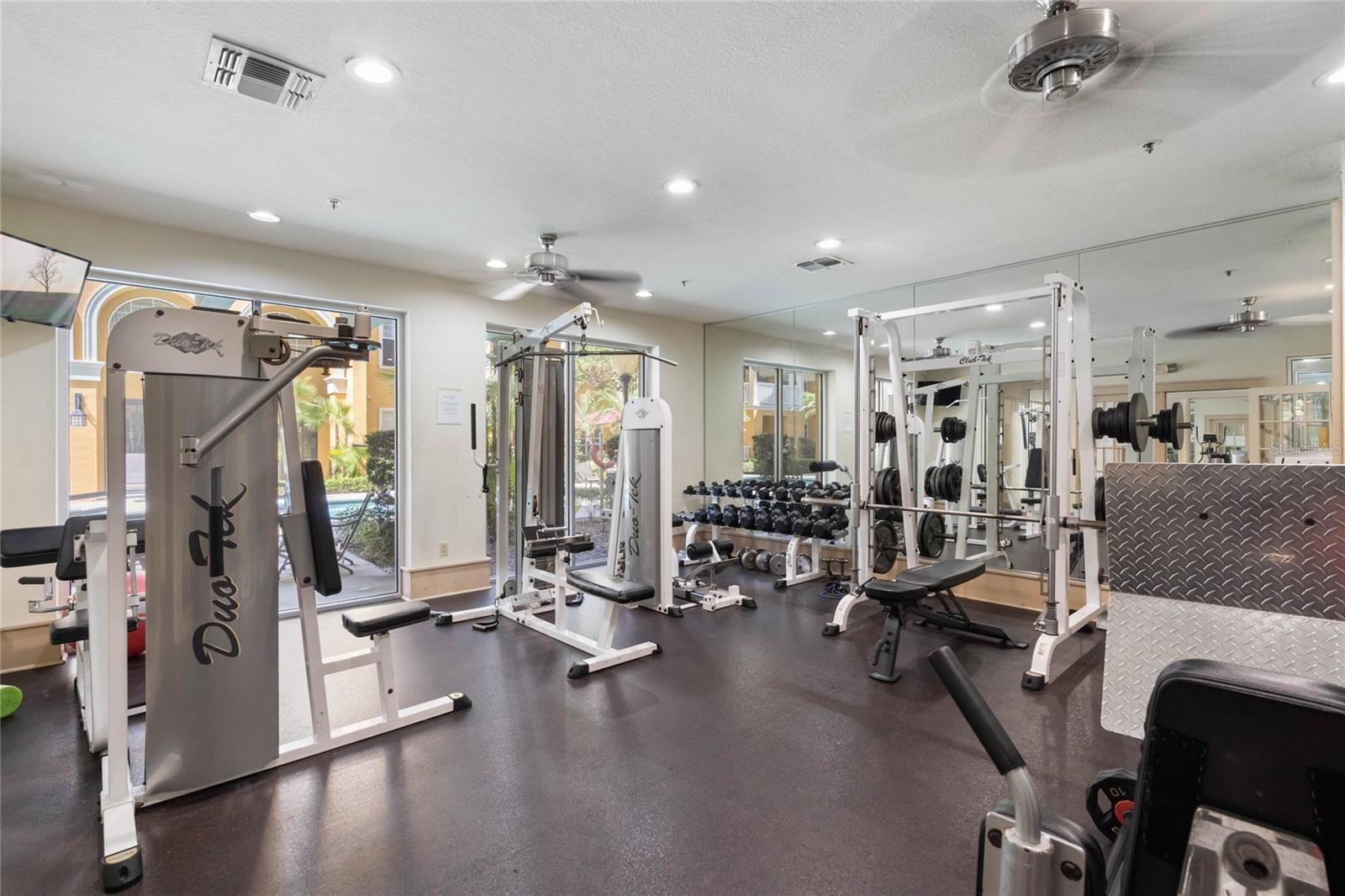 860 N ORANGE AVE #353