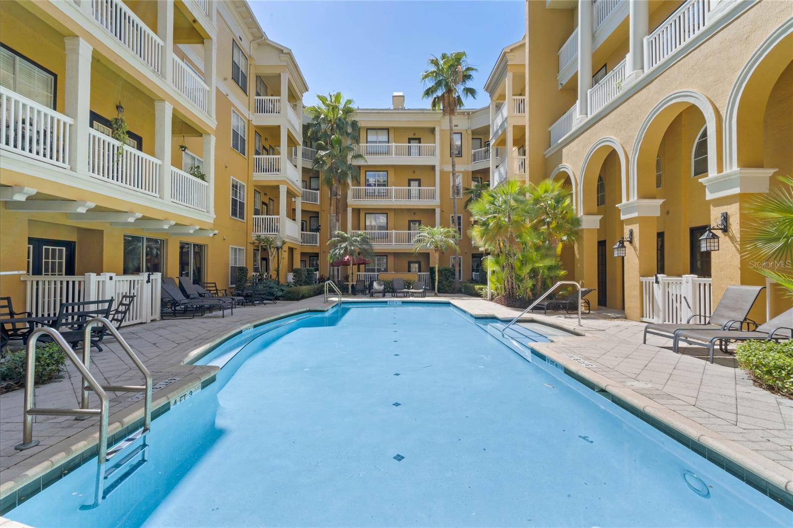 860 N ORANGE AVE #353