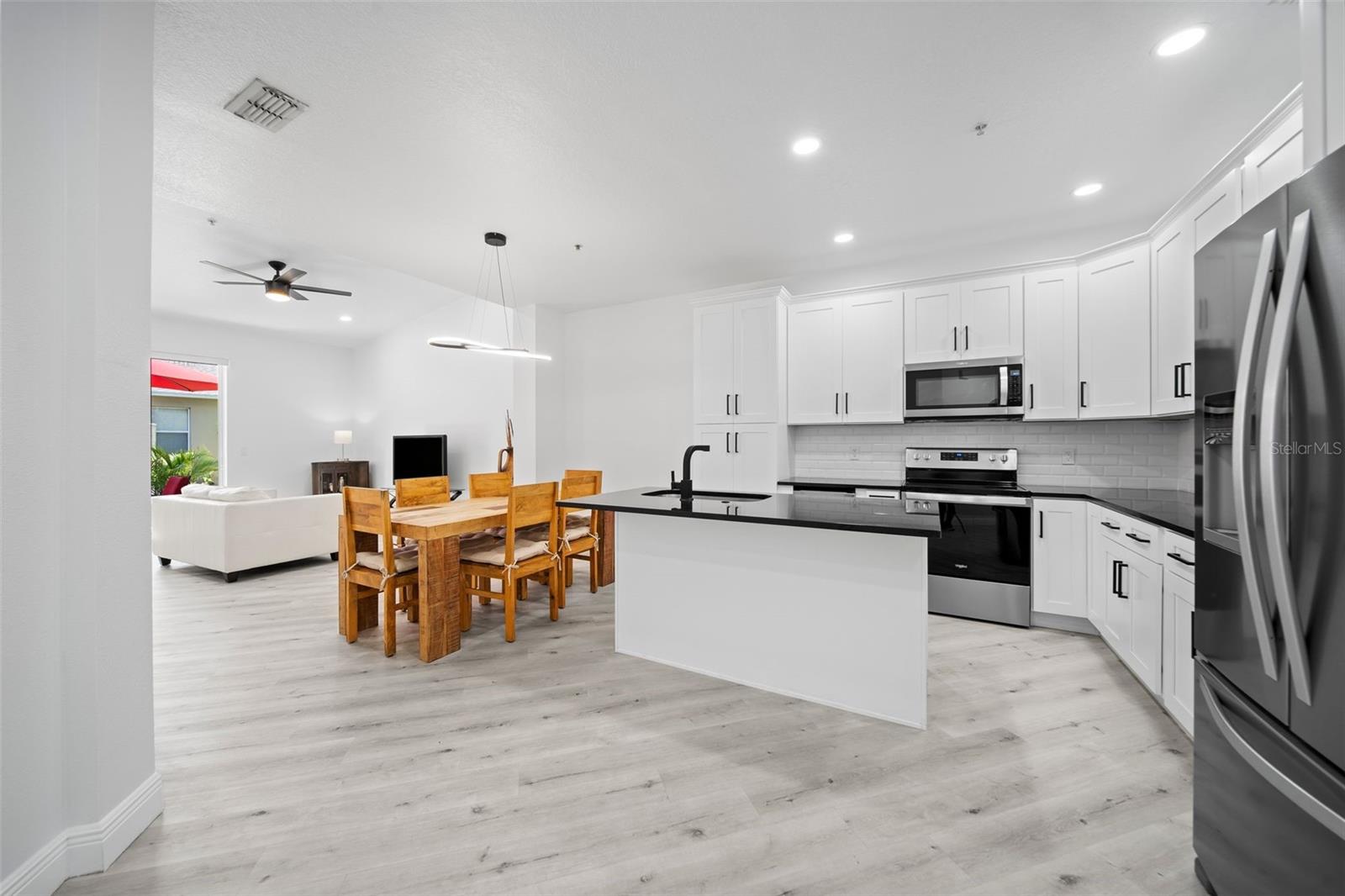 444 CRUZ BAY CIR