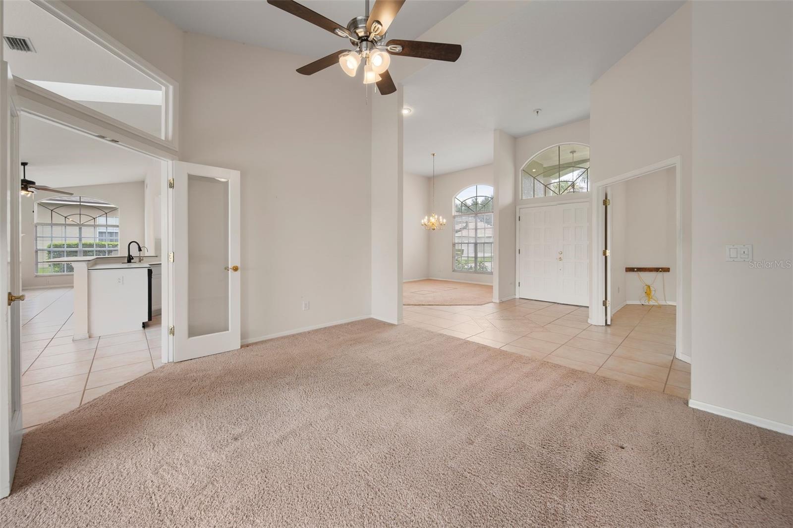 813 EAGLE CLAW CT