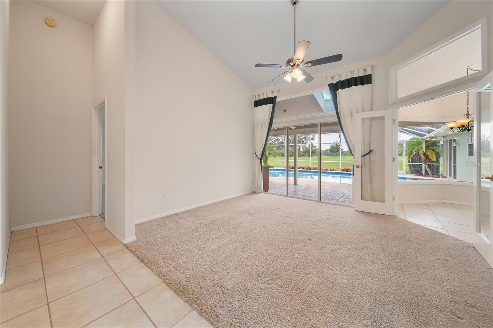 813 EAGLE CLAW CT
