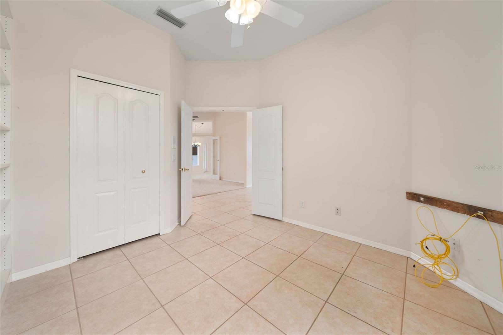 813 EAGLE CLAW CT