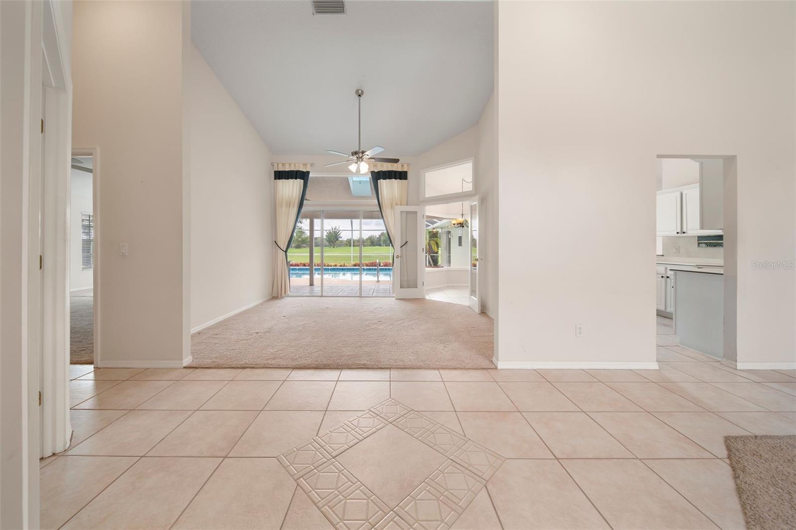 813 EAGLE CLAW CT