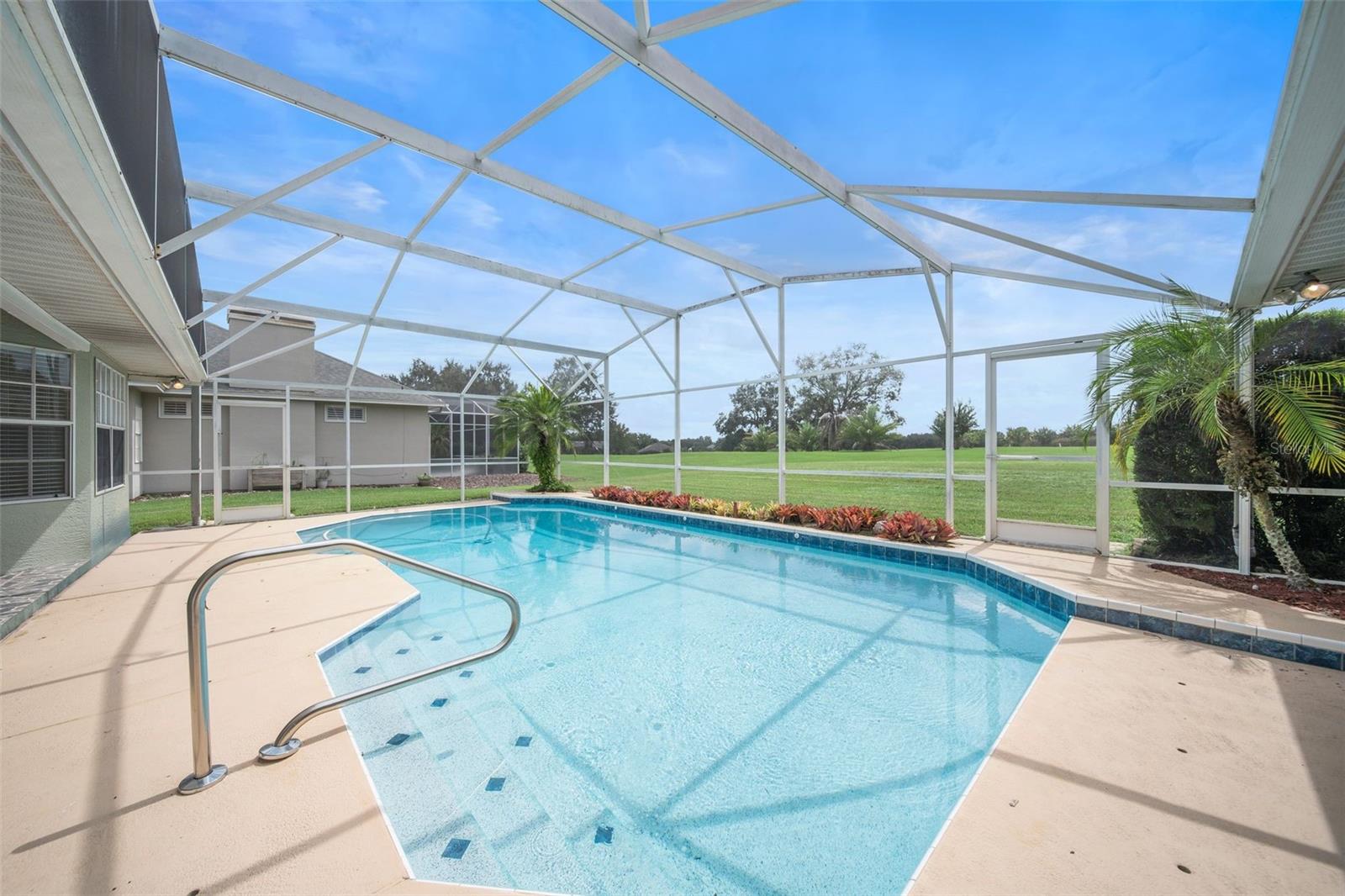 813 EAGLE CLAW CT