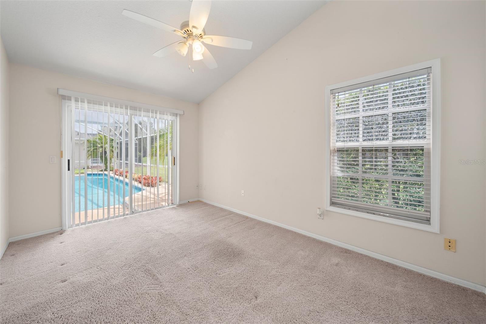 813 EAGLE CLAW CT