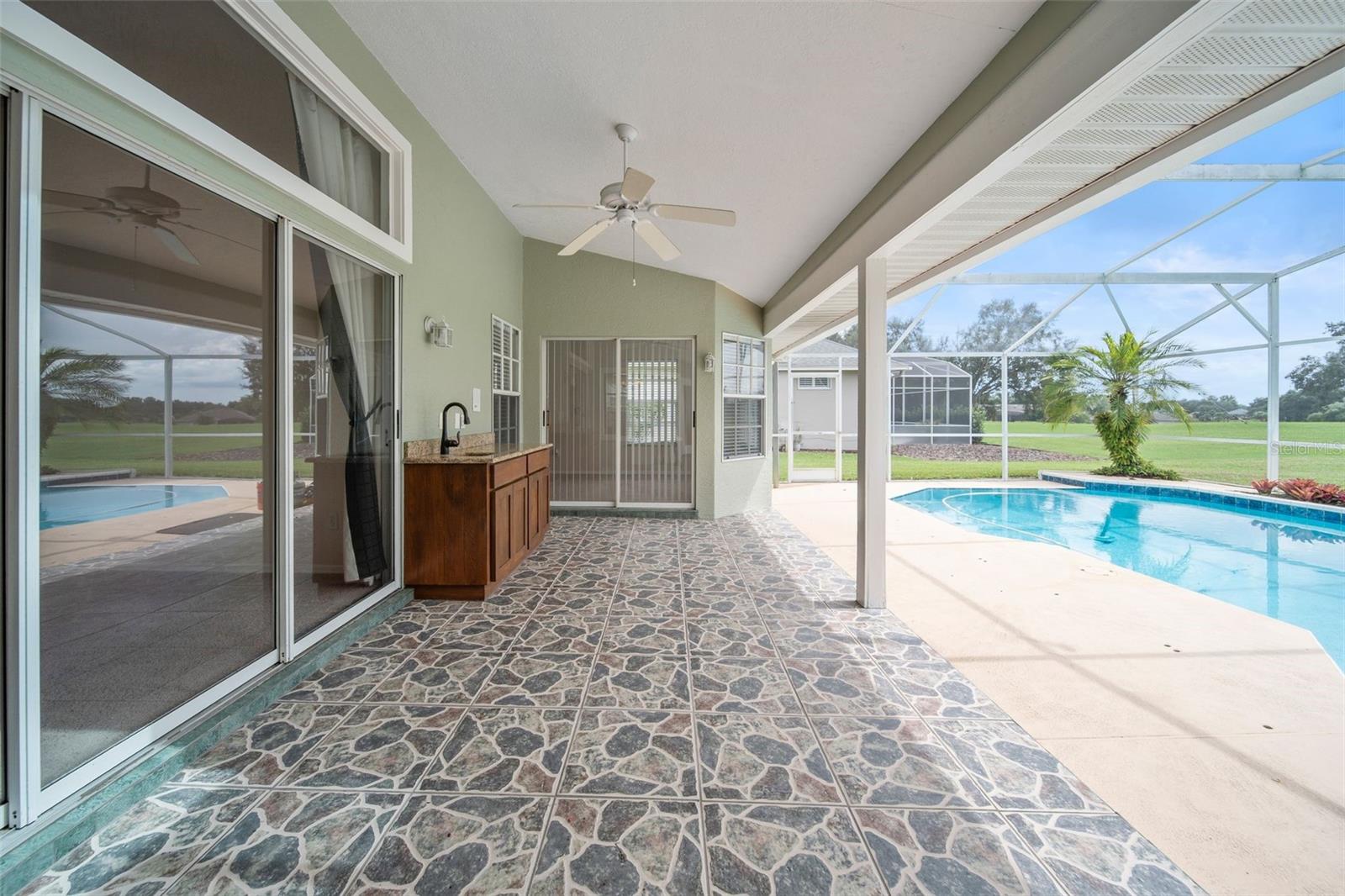 813 EAGLE CLAW CT