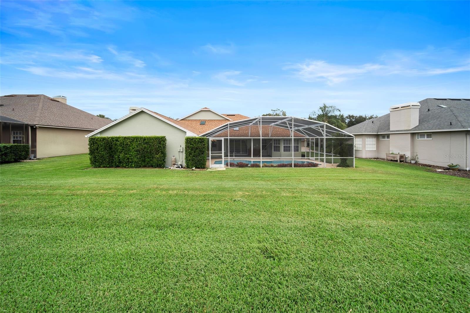 813 EAGLE CLAW CT