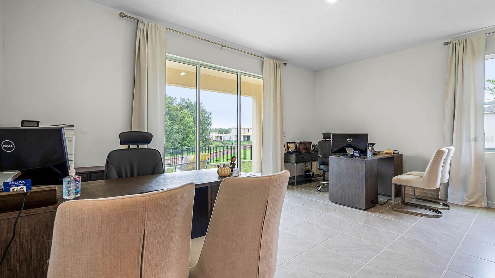 1025 LIDO DR