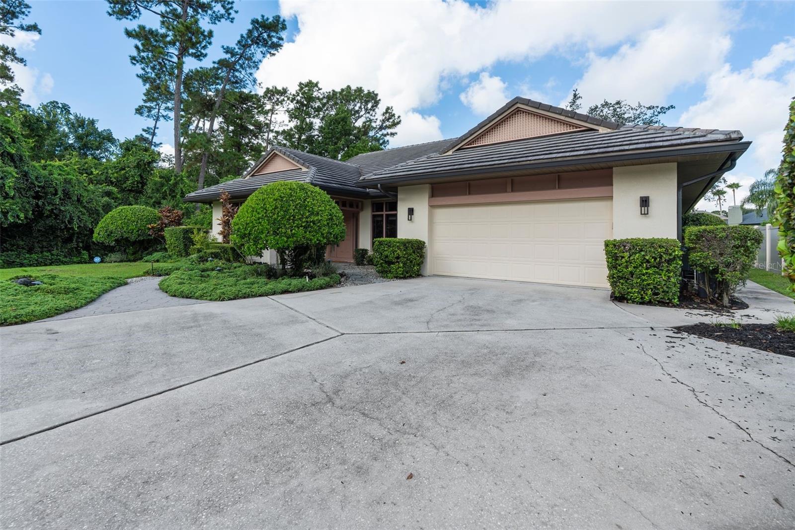 5701 ALOMA WOODS BLVD