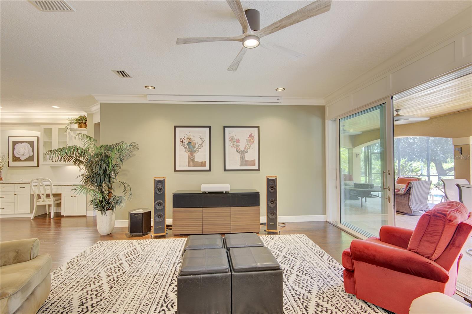 1422 ANNA CATHERINE DR
