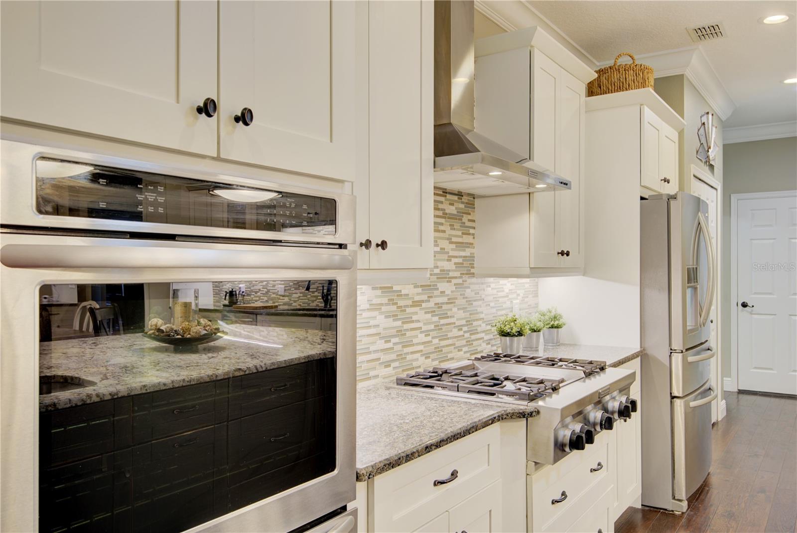 1422 ANNA CATHERINE DR