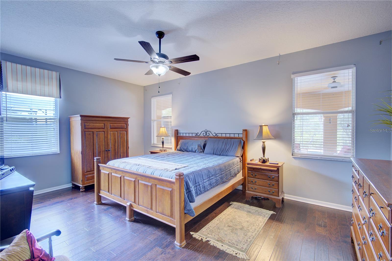 1422 ANNA CATHERINE DR