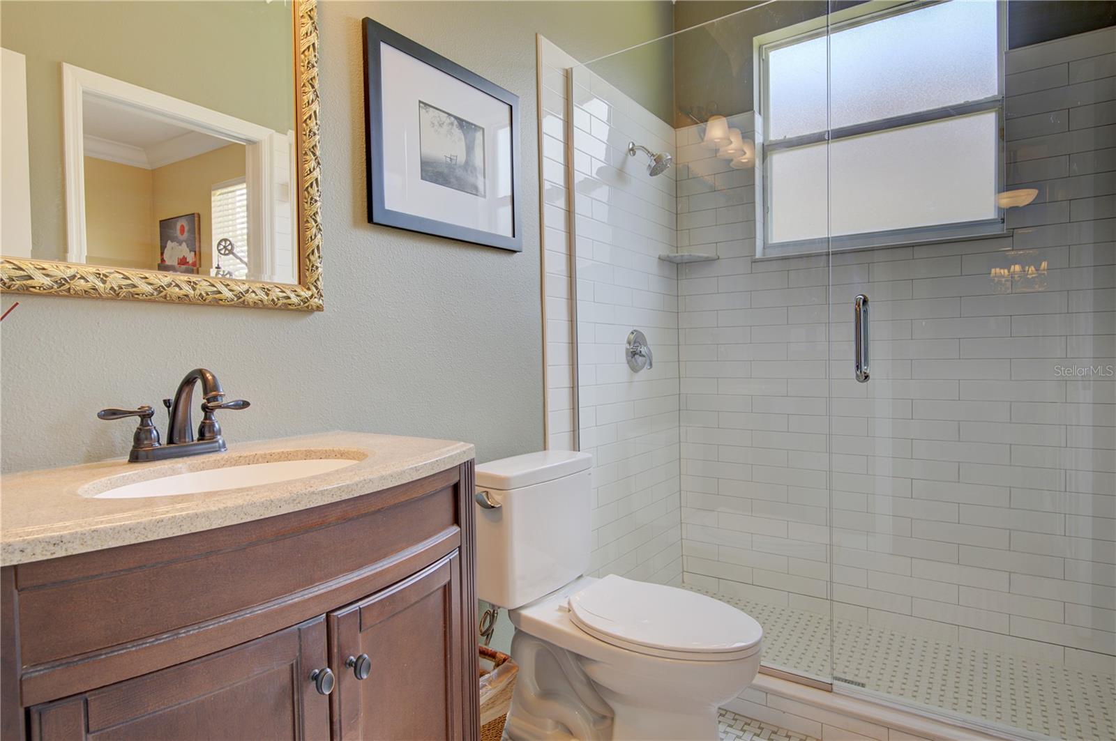 1422 ANNA CATHERINE DR