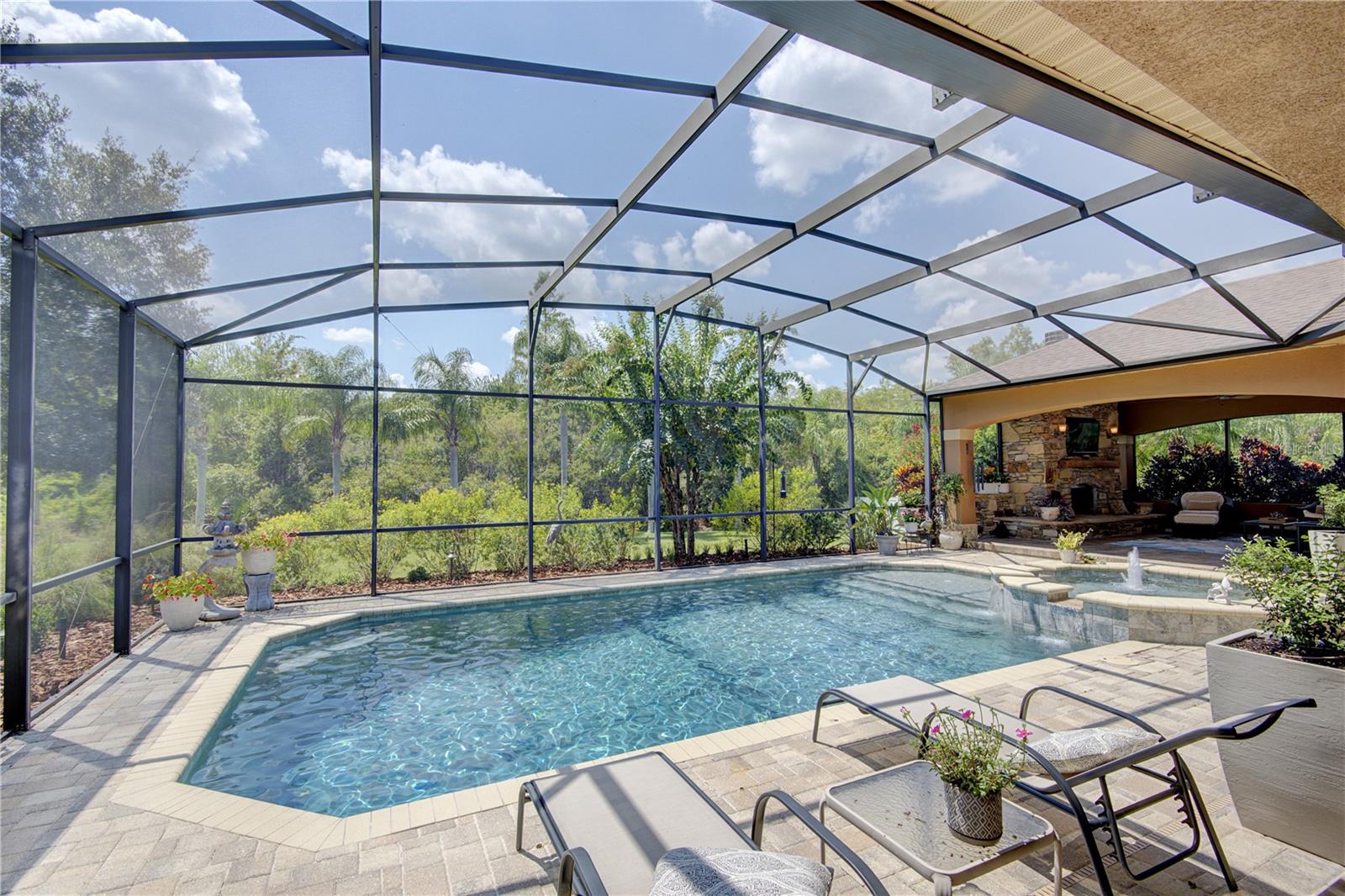 1422 ANNA CATHERINE DR