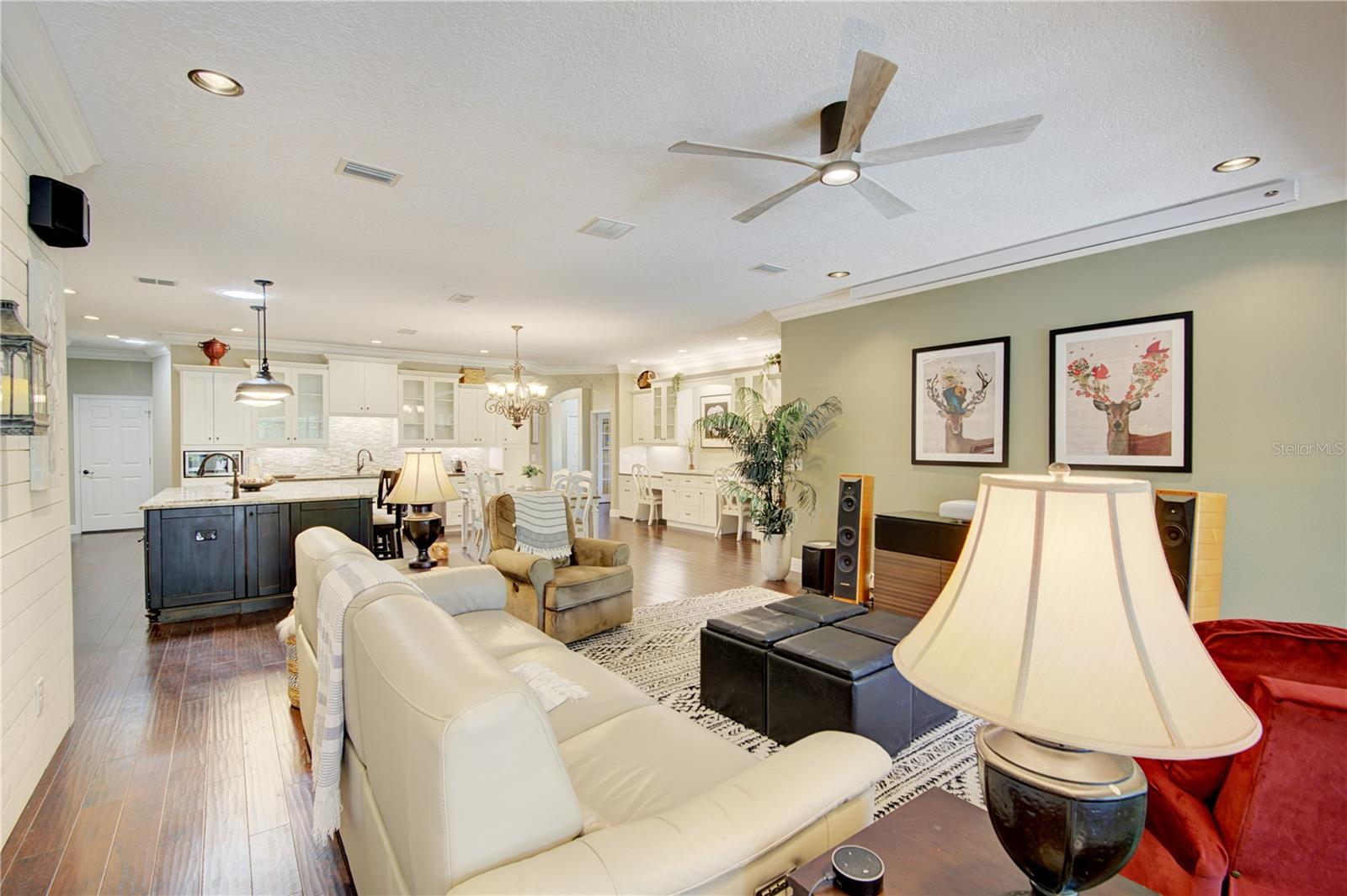 1422 ANNA CATHERINE DR