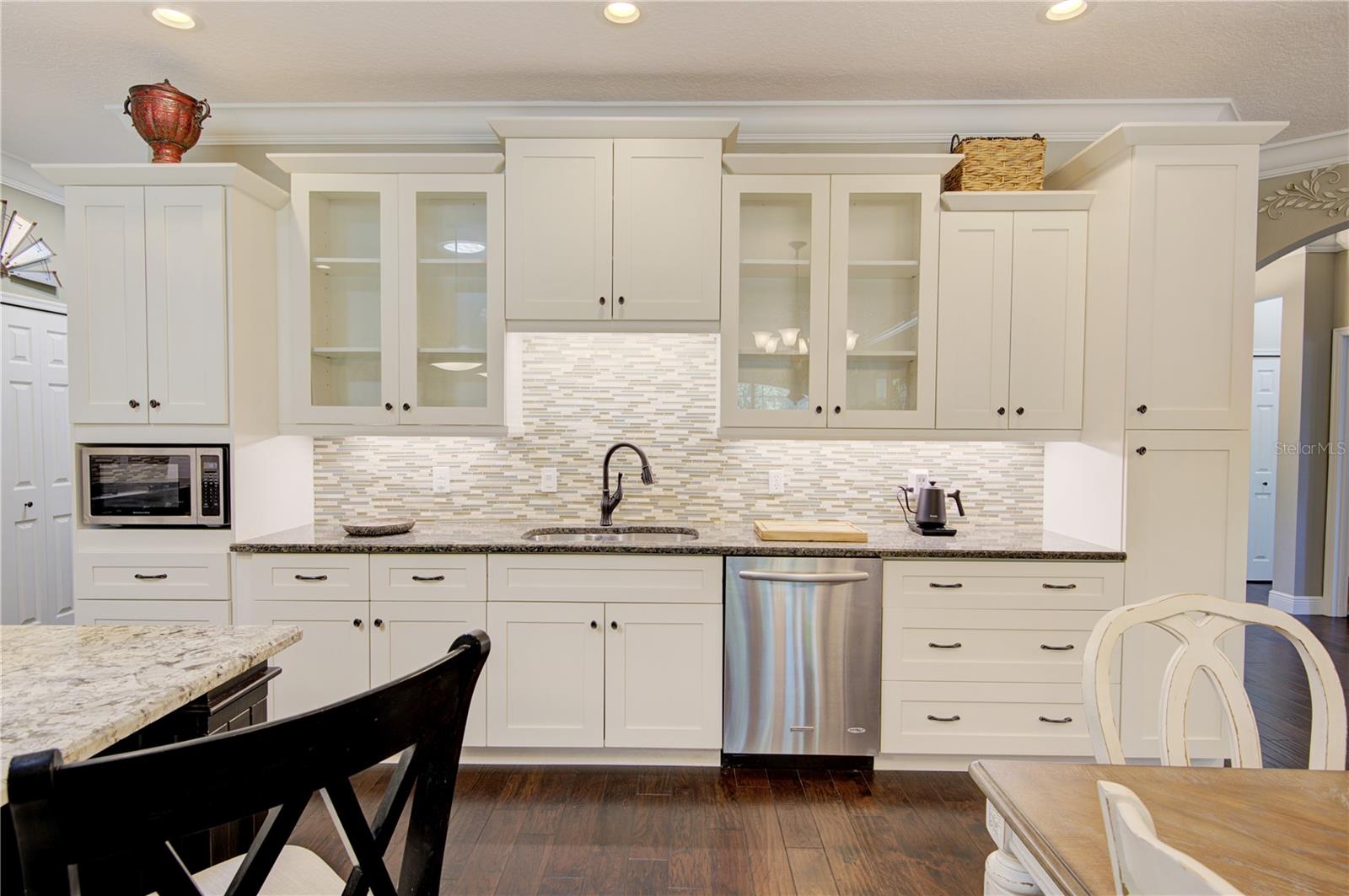 1422 ANNA CATHERINE DR