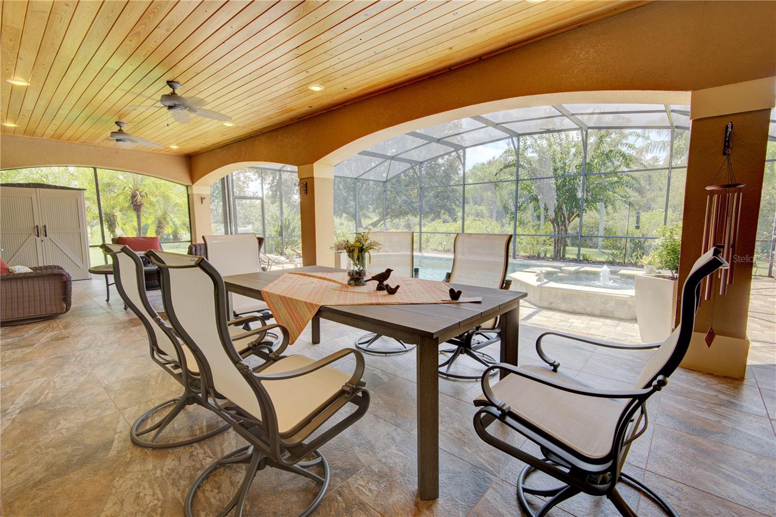 1422 ANNA CATHERINE DR