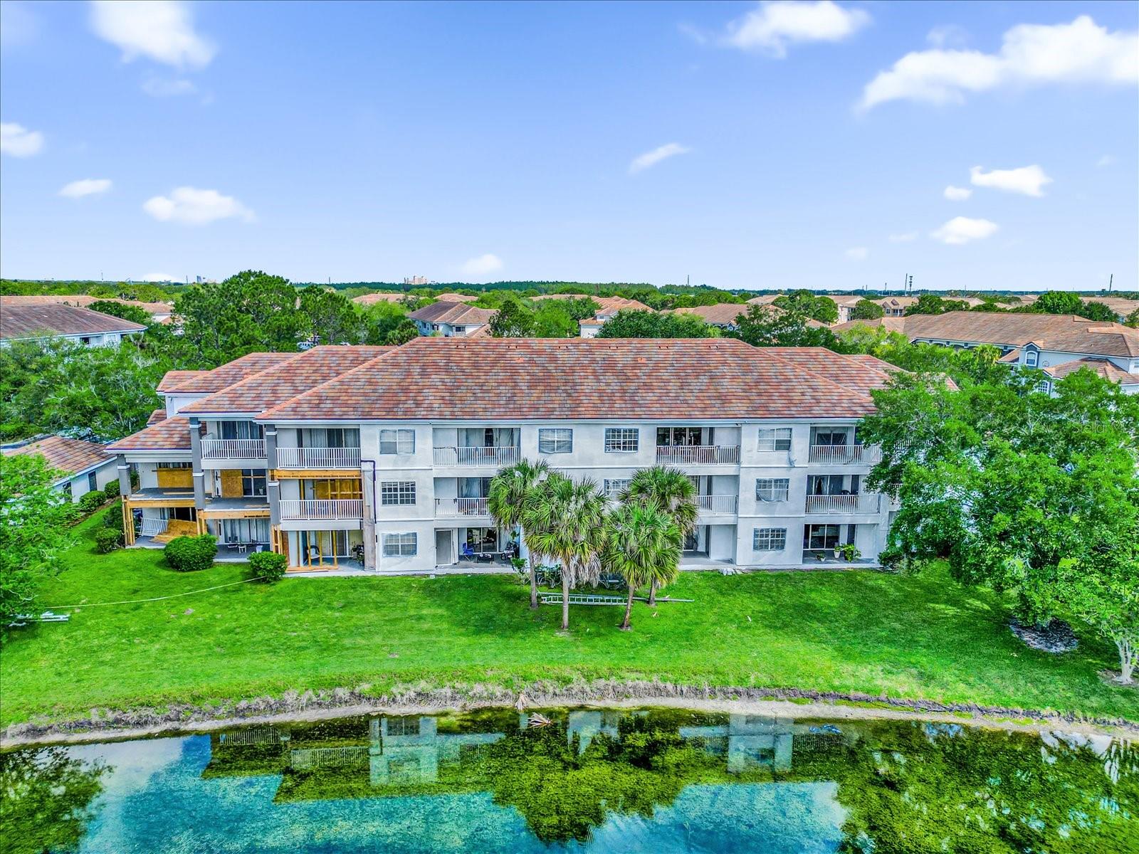 13803 FAIRWAY ISLAND DR #1626