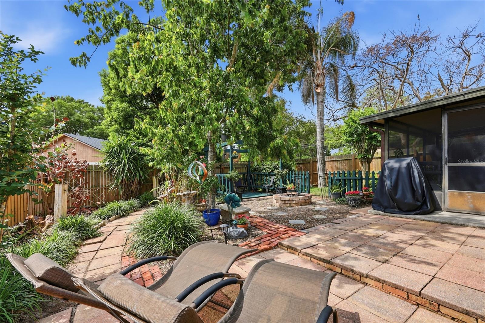 993 WILDFLOWER WAY