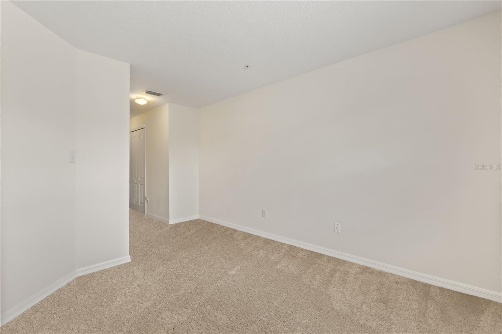 520 MAJESTIC WAY