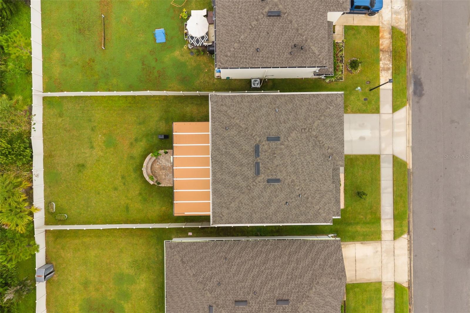 3322 EASTGROVE TER