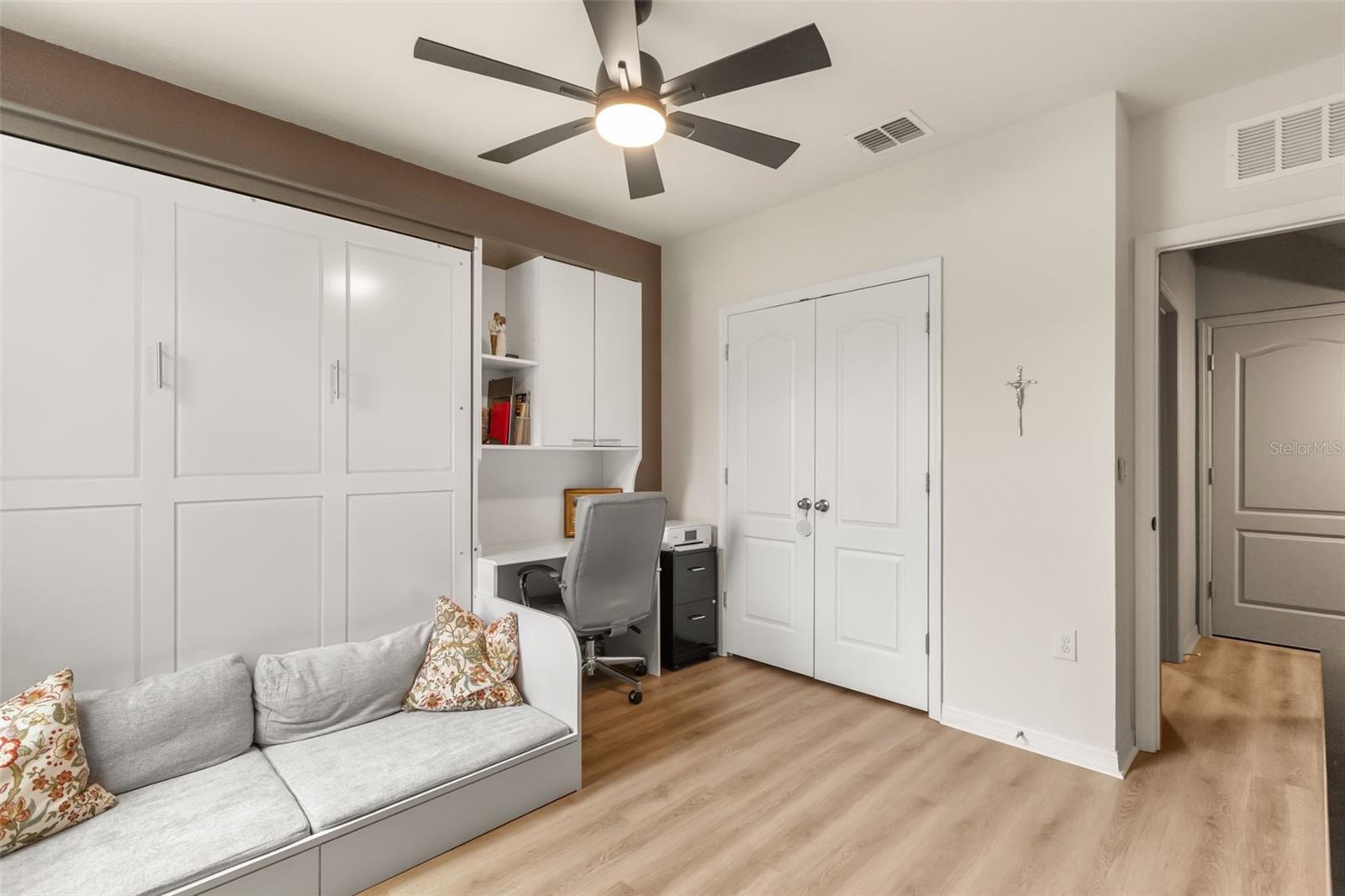 3322 EASTGROVE TER