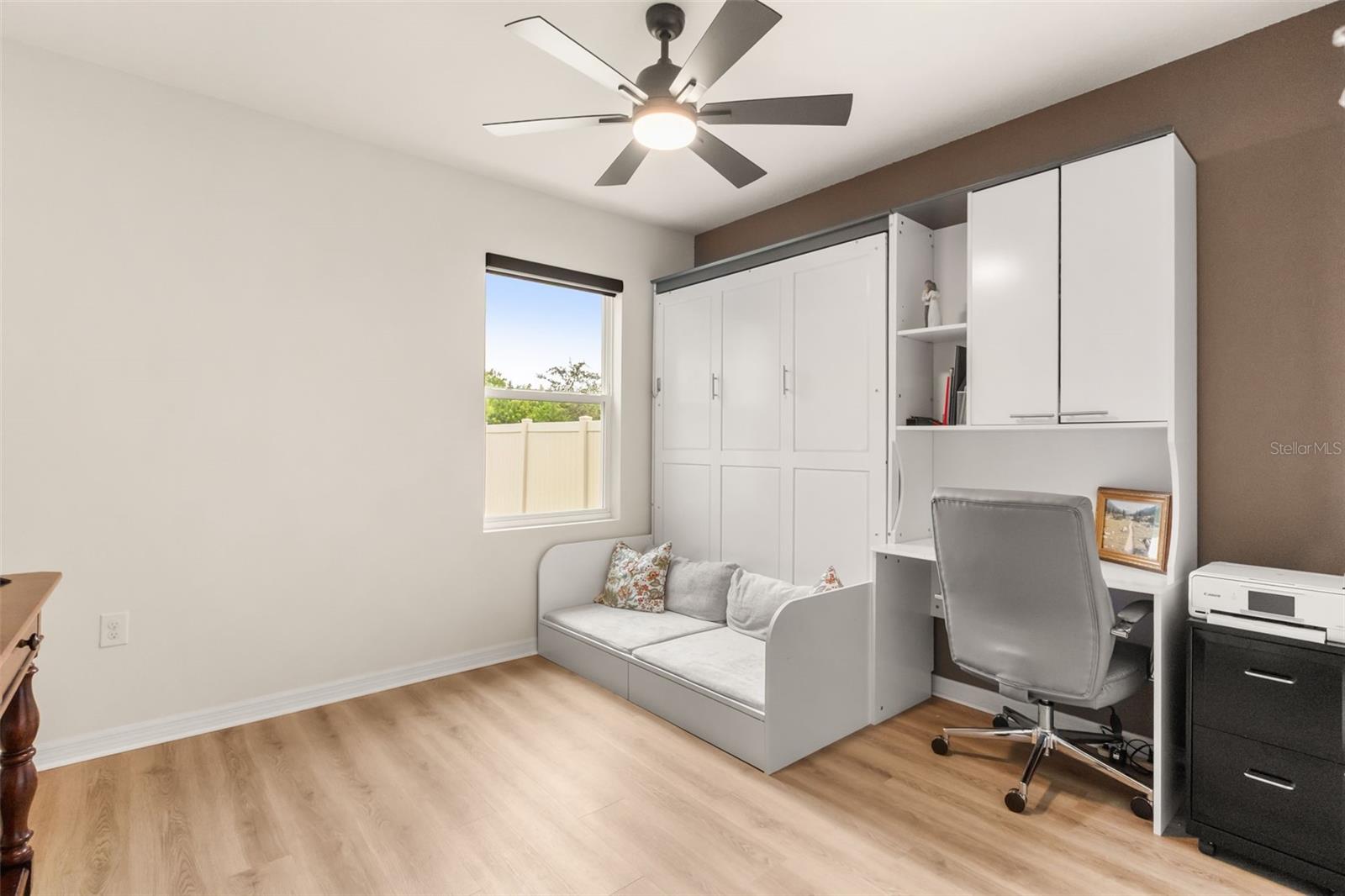 3322 EASTGROVE TER