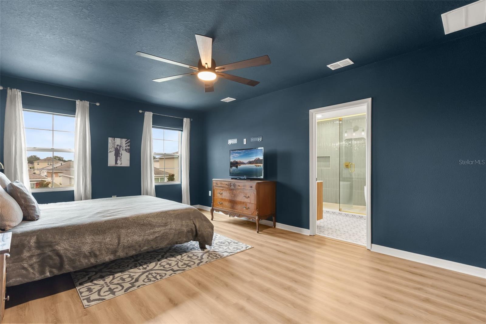 3322 EASTGROVE TER