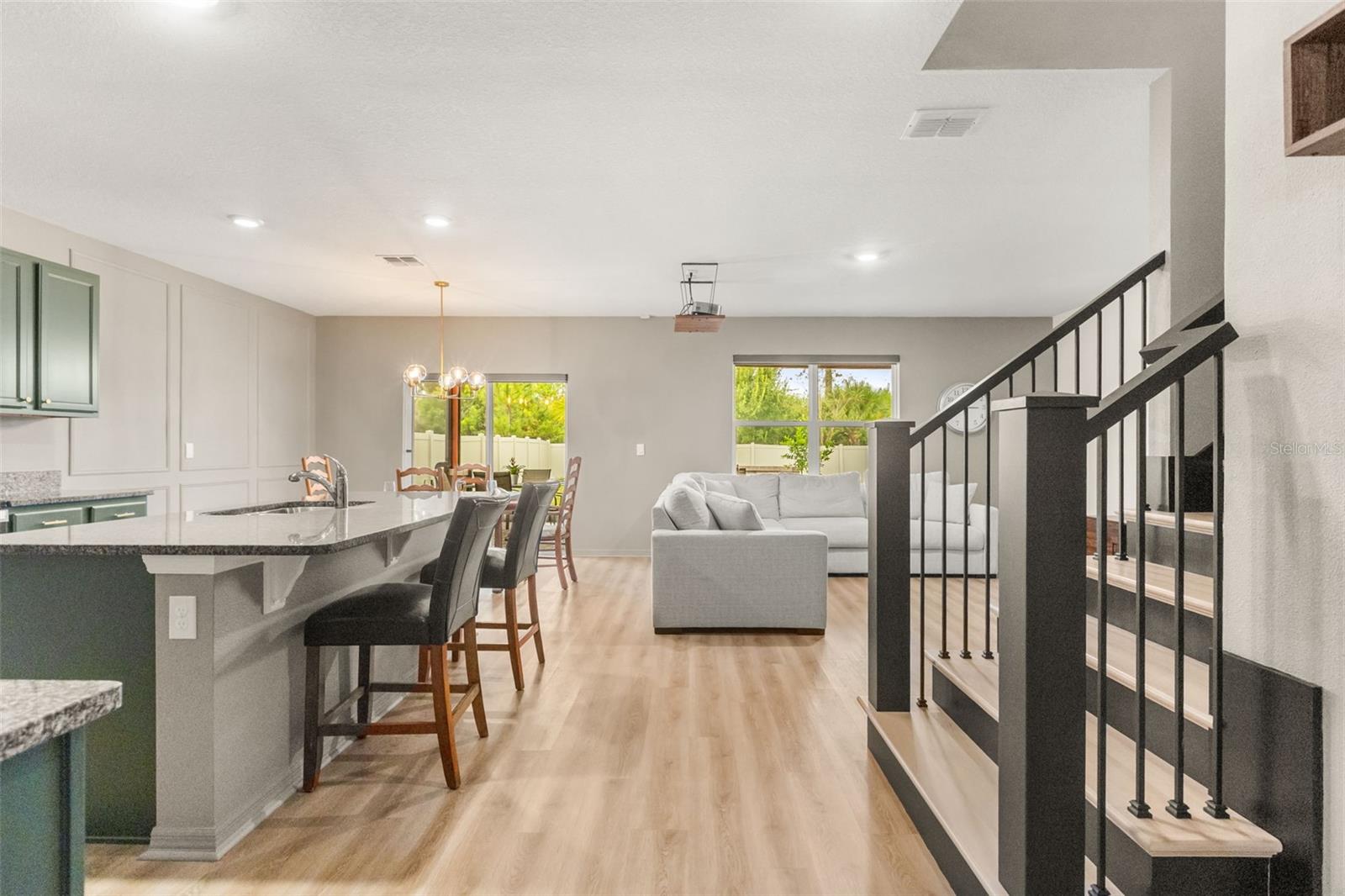 3322 EASTGROVE TER