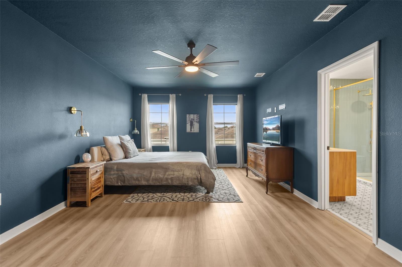 3322 EASTGROVE TER