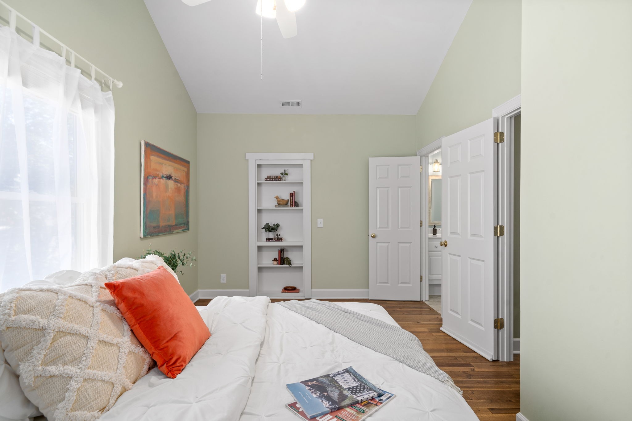 130 43rd Ave, N