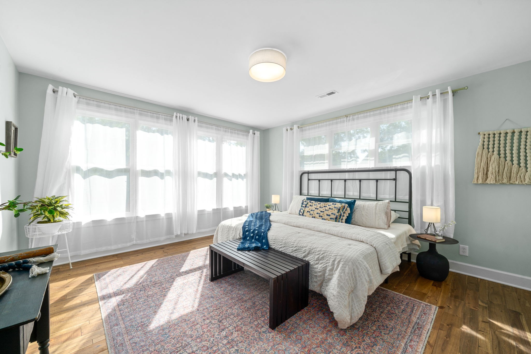 130 43rd Ave, N