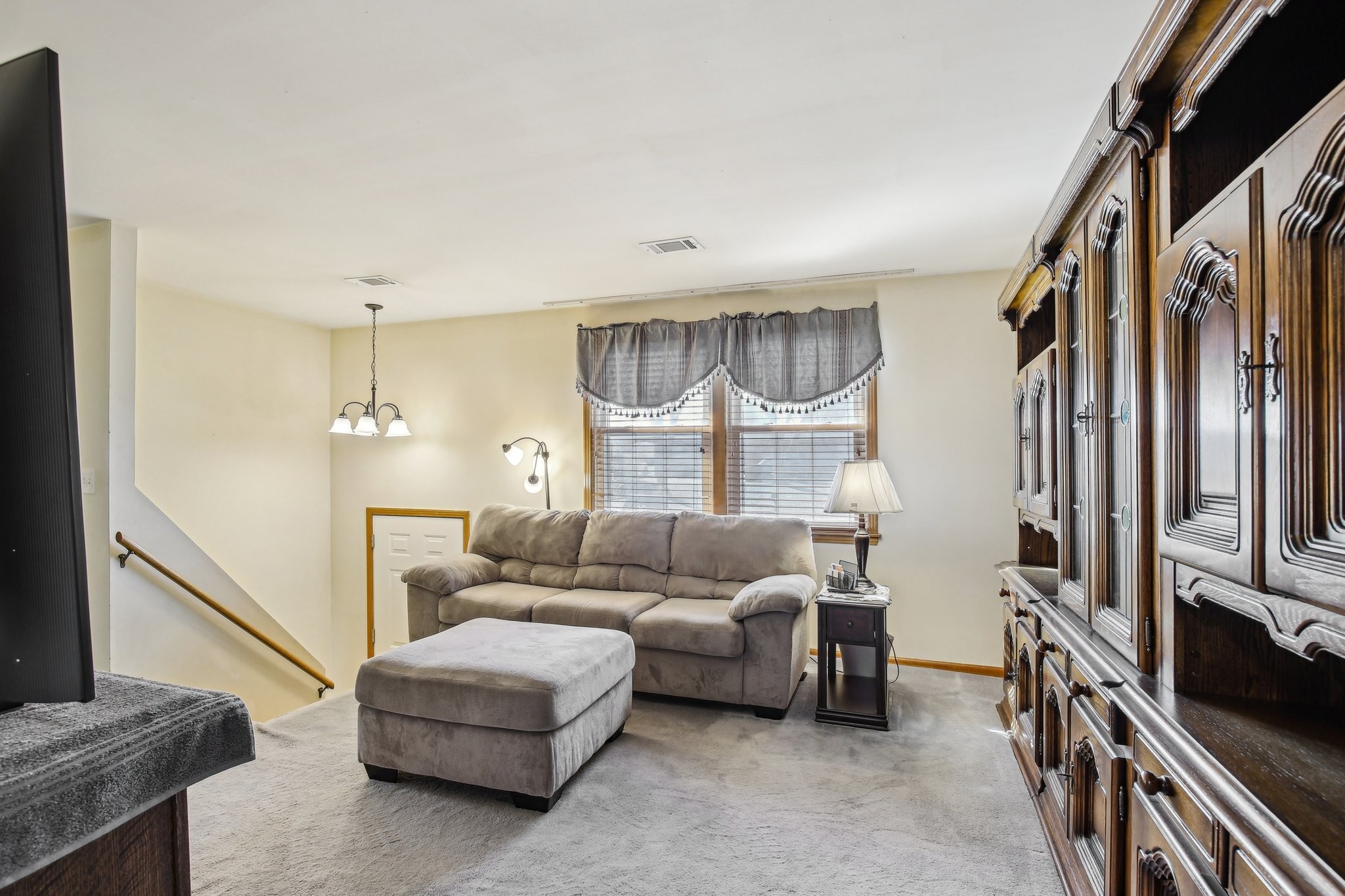 4702 Lori Dr