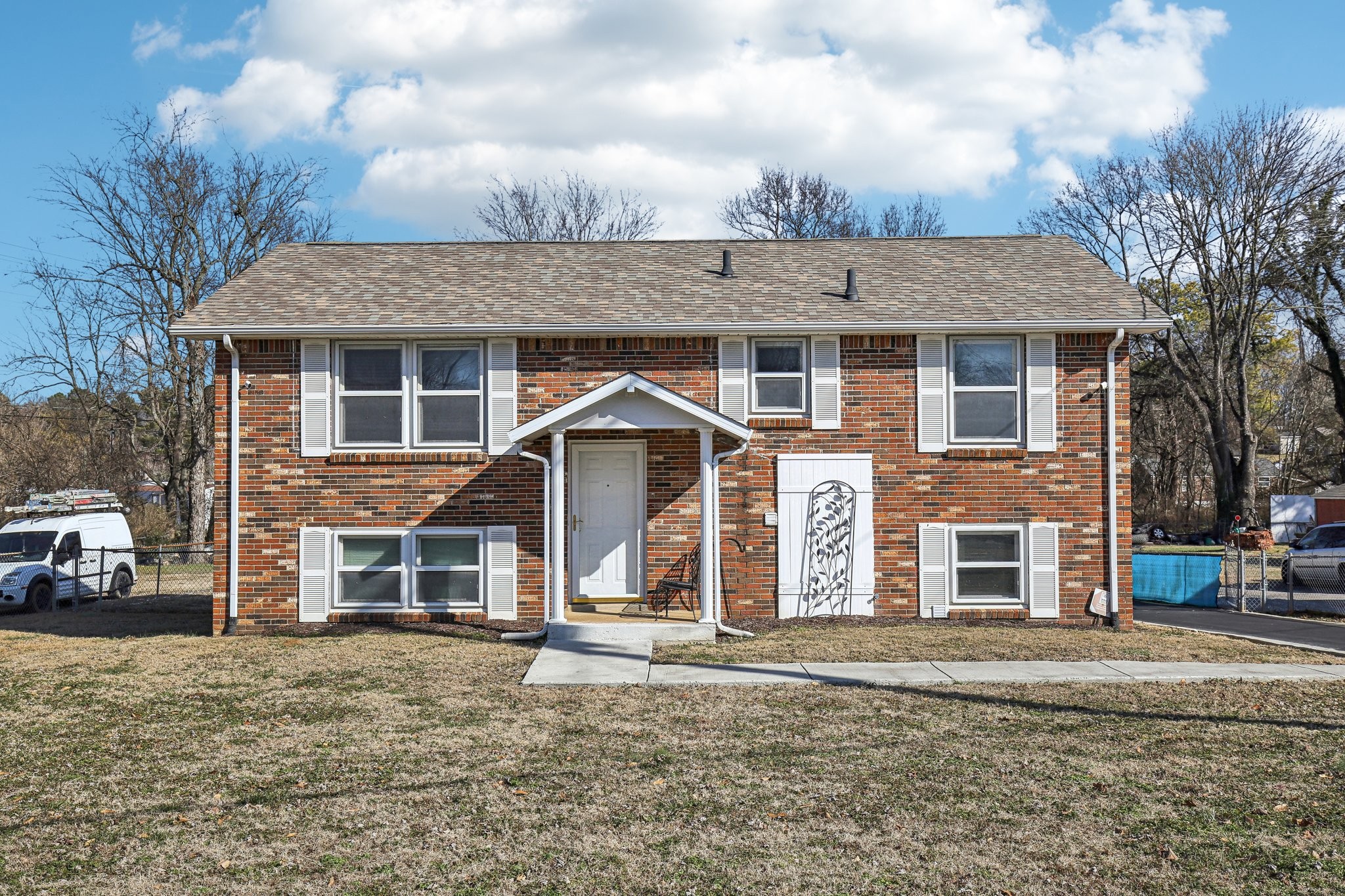 4702 Lori Dr