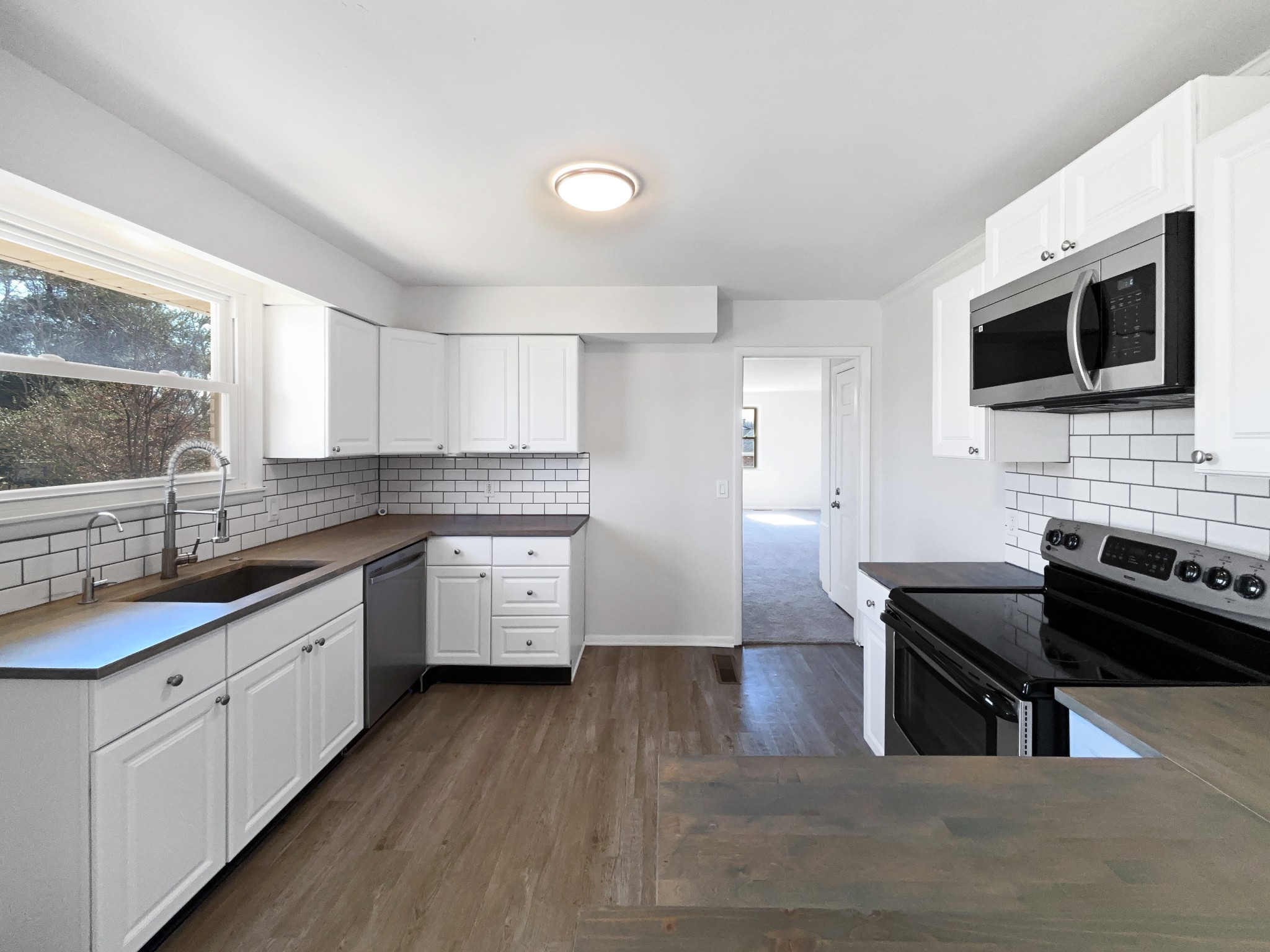 186 Wessington Pl