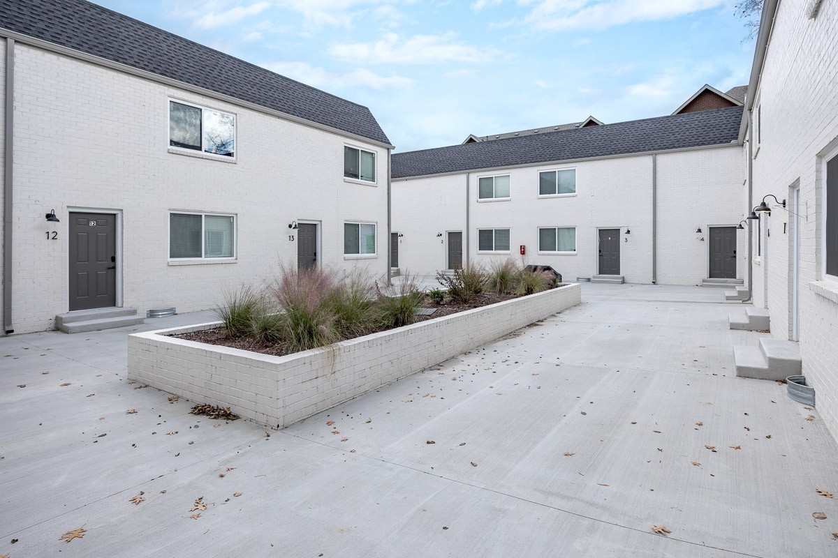 2129 Acklen Ave Unit: 1