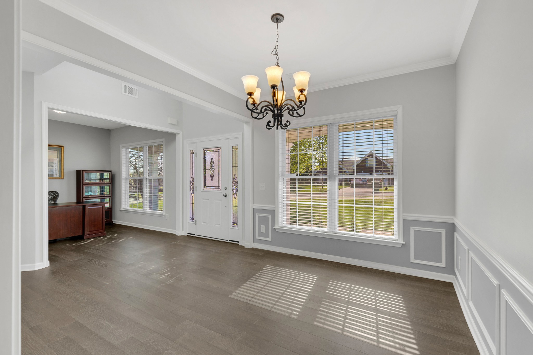 2406 Betsy Ross Dr
