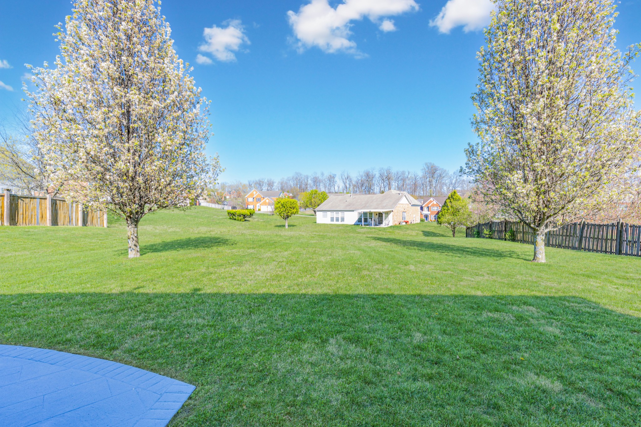 2406 Betsy Ross Dr