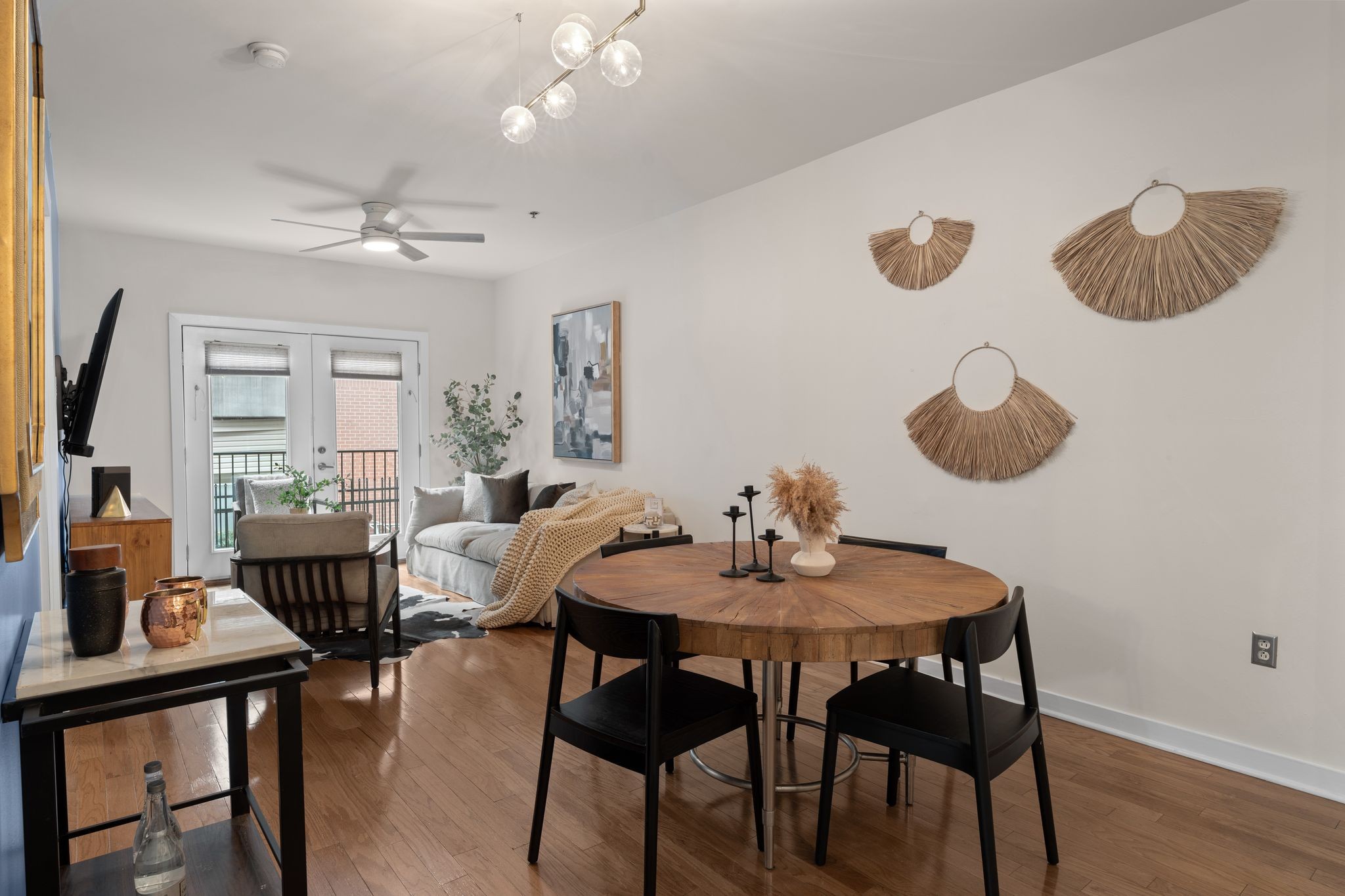 1803 Broadway Unit: 219