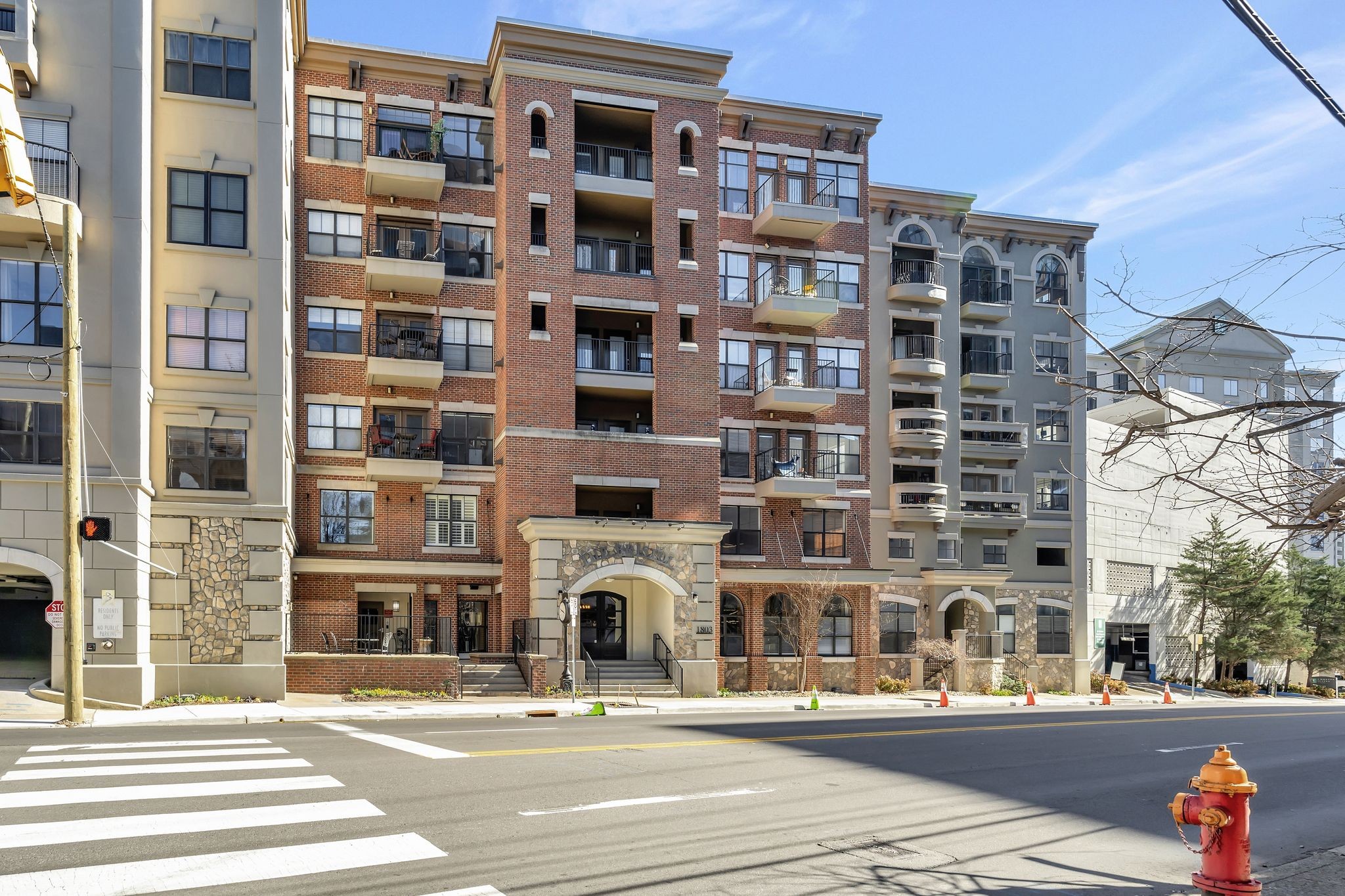 1803 Broadway Unit: 219