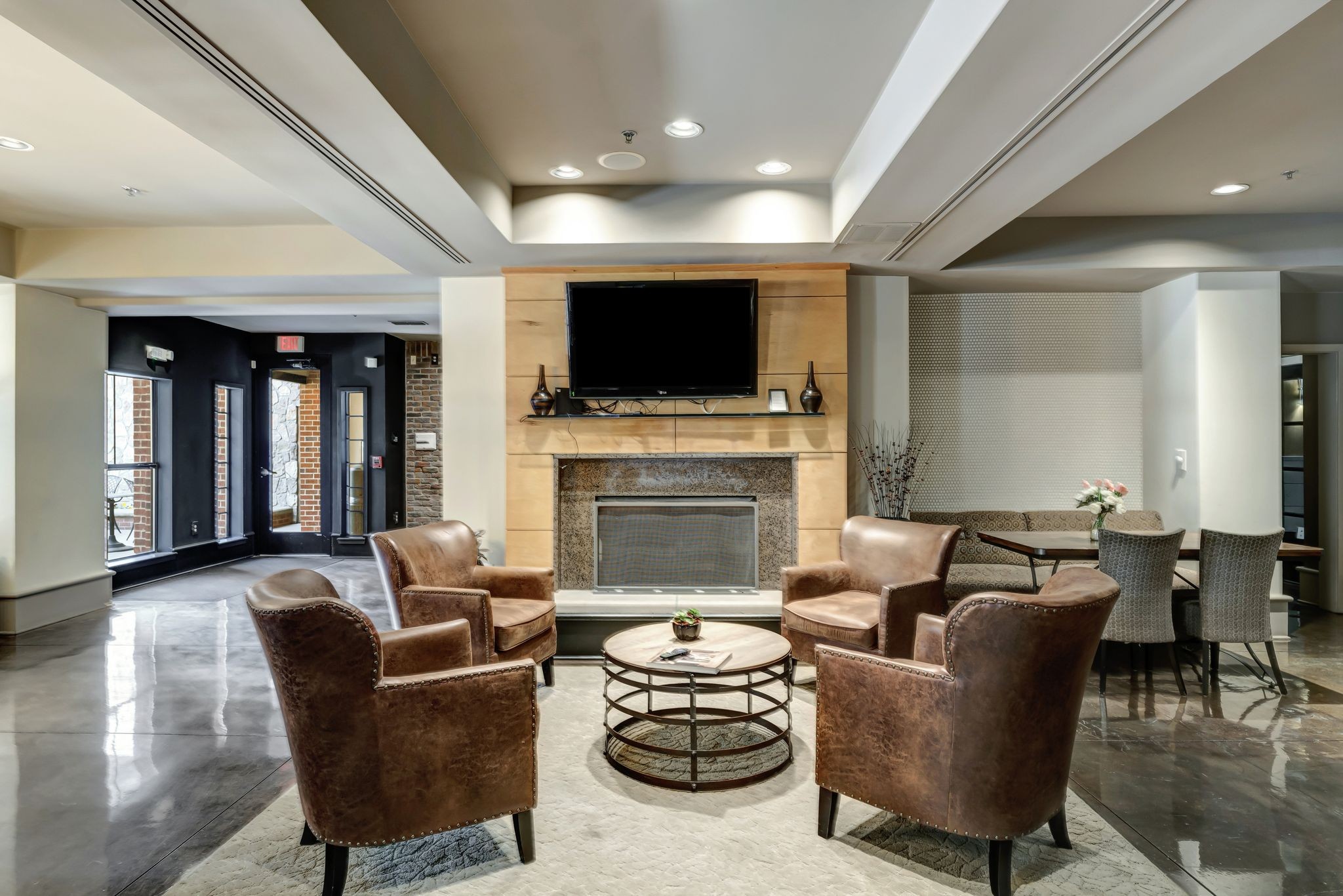 1803 Broadway Unit: 219