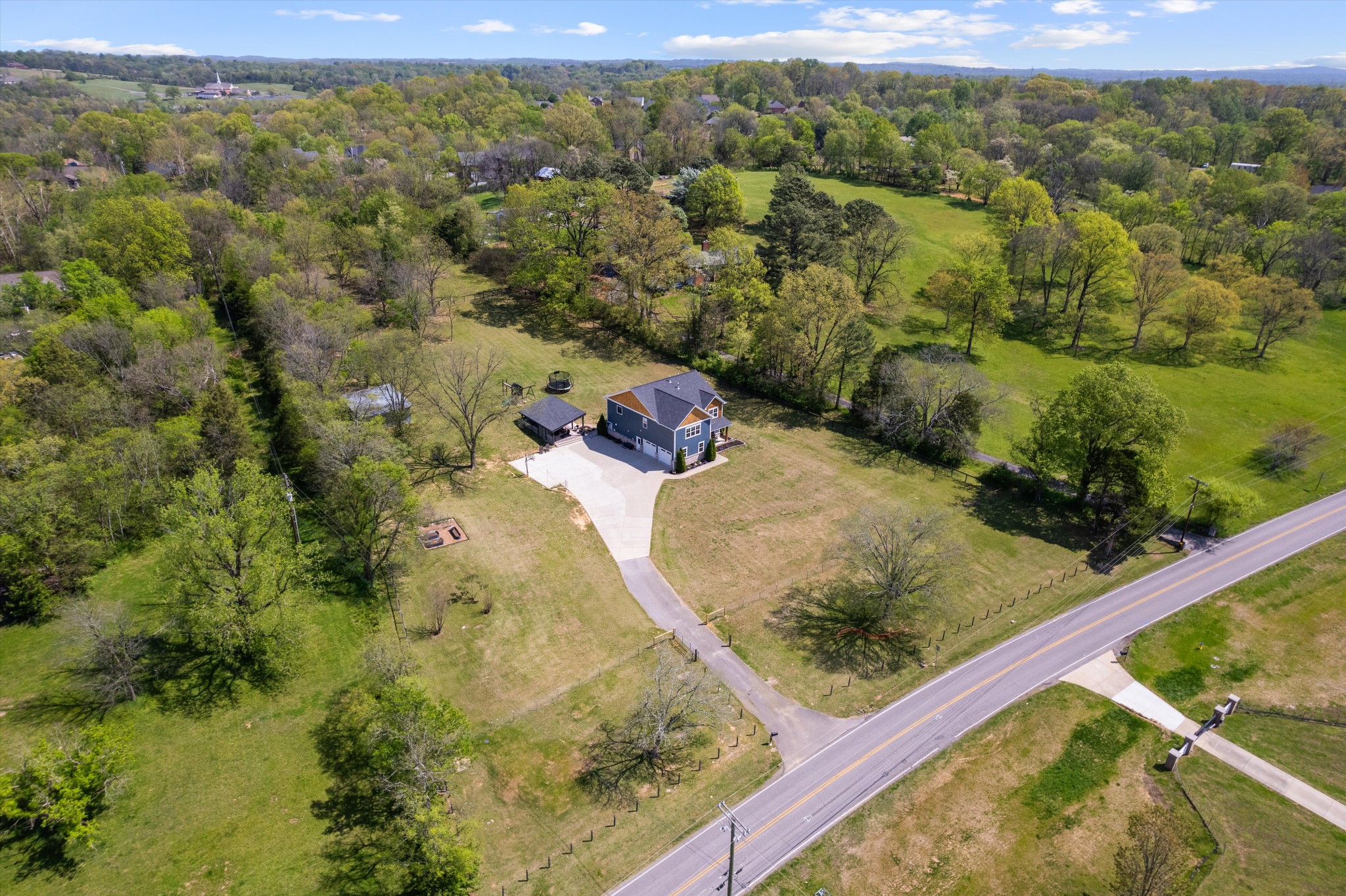 3181 Old Lebanon Dirt Rd