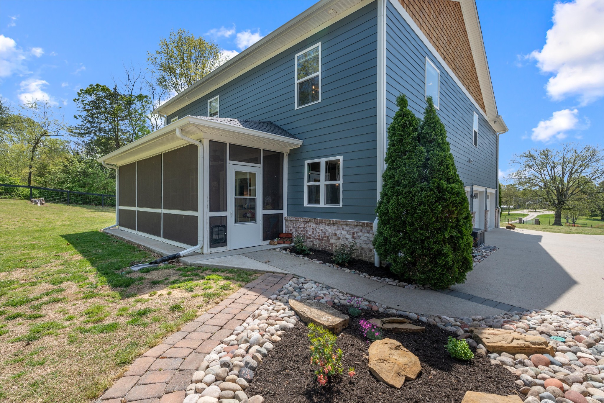 3181 Old Lebanon Dirt Rd